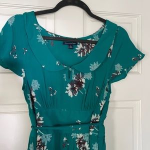 Green floral American Eagle midi dress, Sz 8
